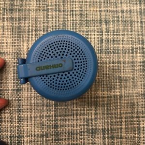 Offhand Bluetooth Speaker